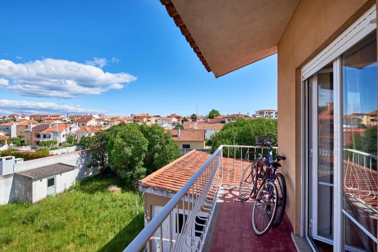 Bright Apartment With Garden In Cascais Exterior photo